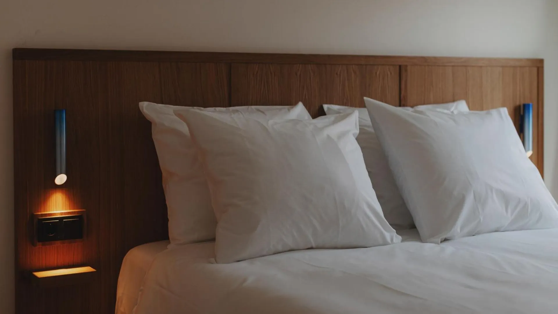 Man Met Bril Koffie Hotel Ρότερνταμ Ολλανδία