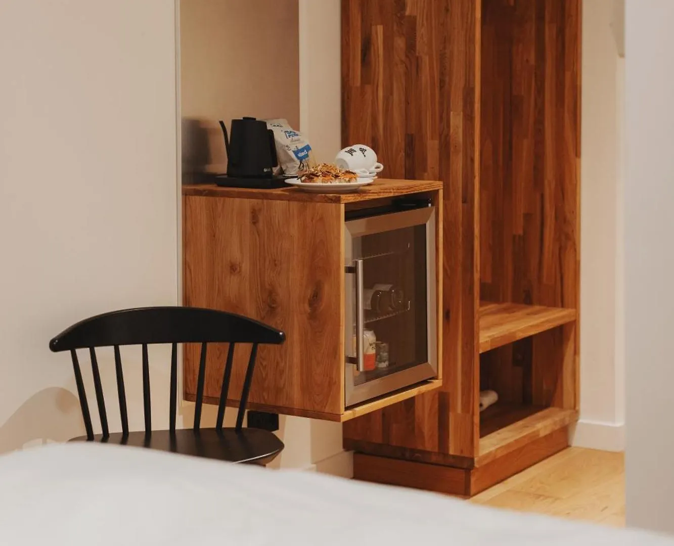Man Met Bril Koffie Hotel Rotterdam